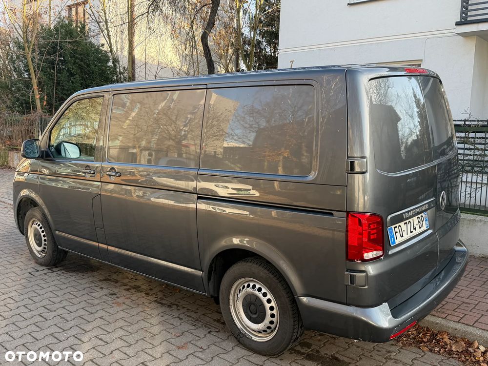Volkswagen Transporter - 11