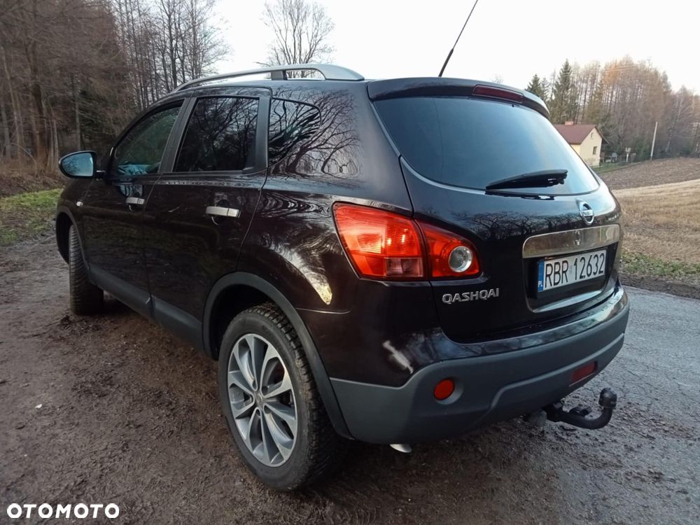 Nissan Qashqai 2.0 dCi 4x4 Tekna - 6