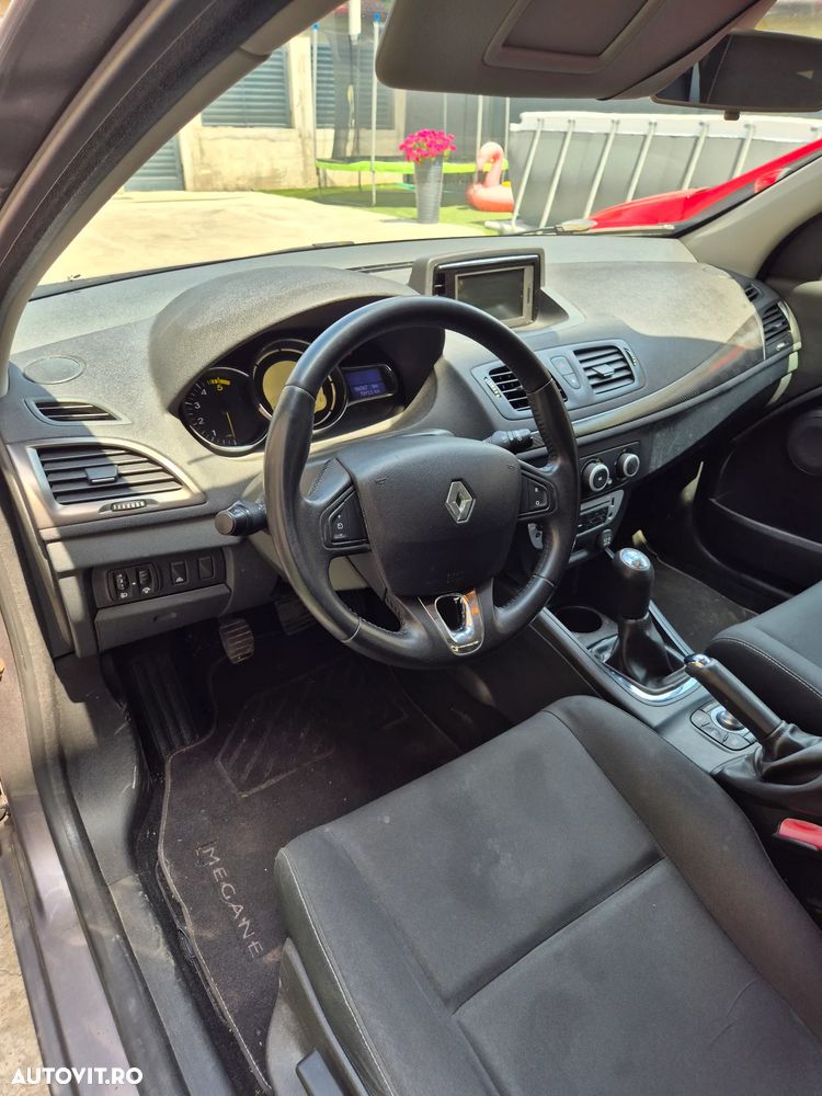 Renault Megane 1.5 dCi Expression - 11