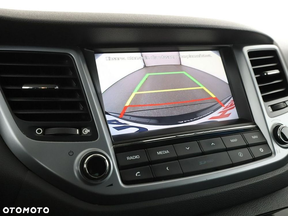 Hyundai Tucson 2.0 CRDi 4WD Automatik Style - 25