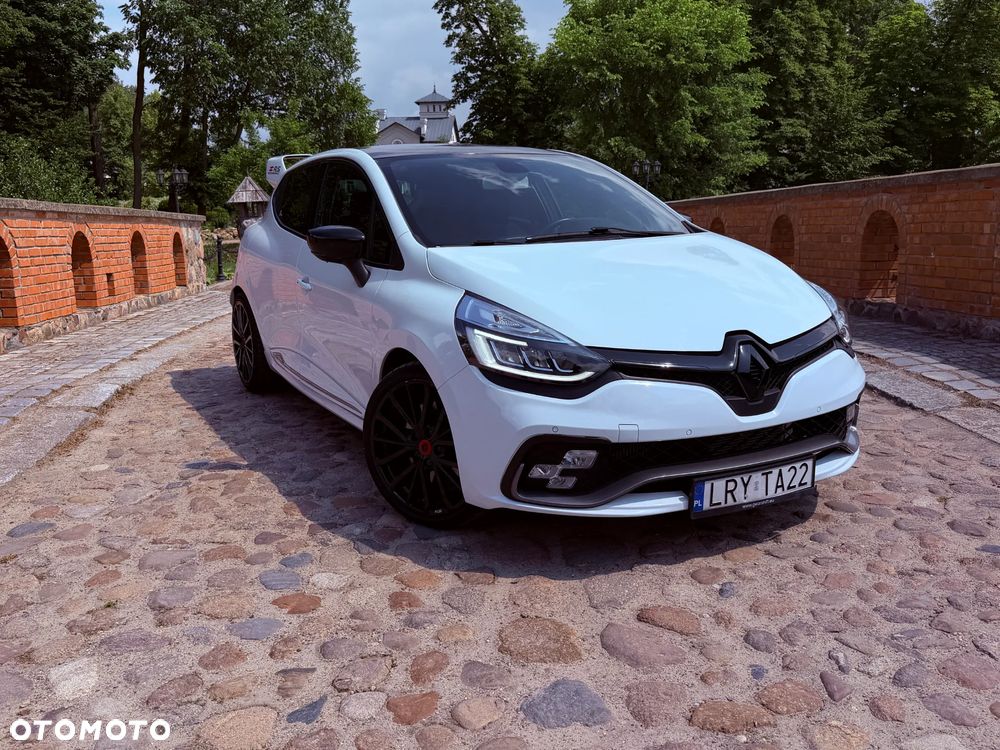 Renault Clio TCe 220 EDC R.S Trophy - 2