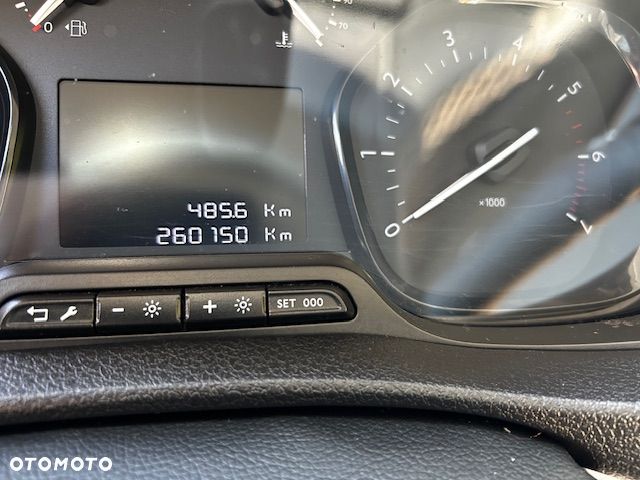 Toyota Proace Verso 2.0 D4-D Long Business - 19