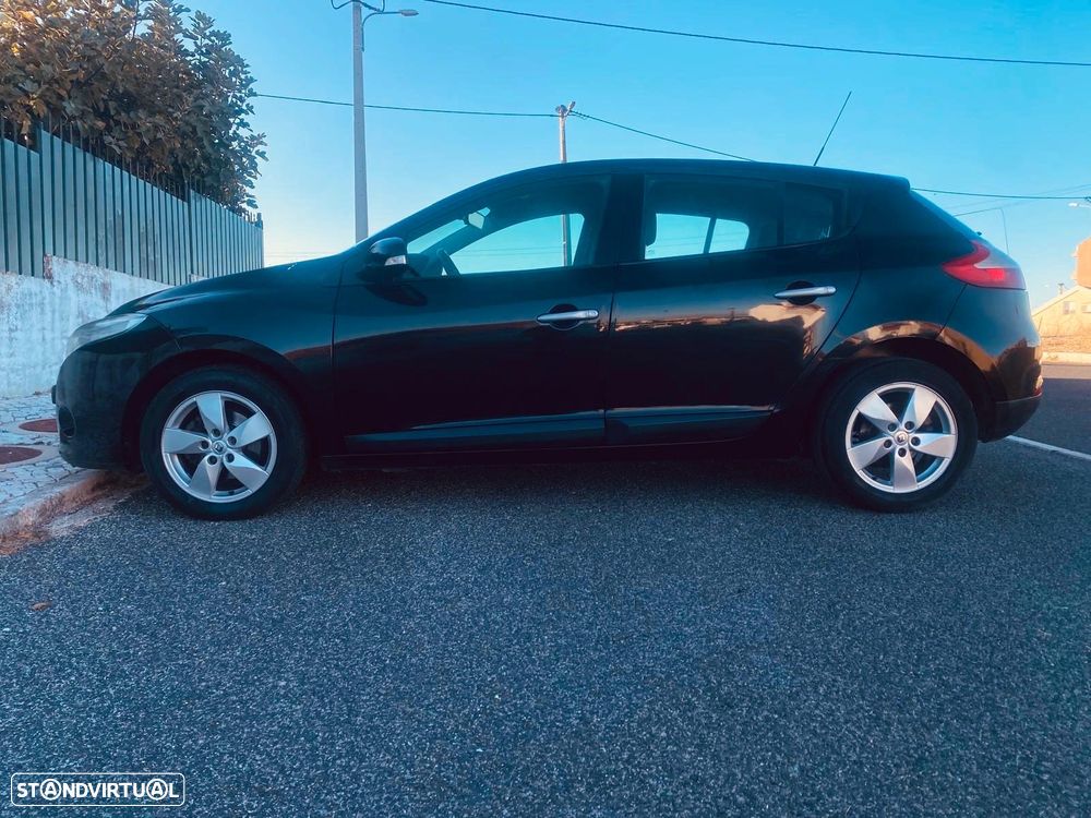Renault Mégane 1.5 dCi Dynamique CO2 Champion - 9