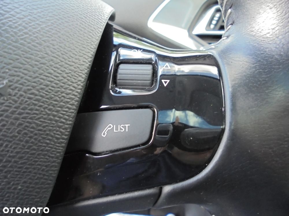 Peugeot 308 BlueHDi 130 Stop & Start Active Business-Paket - 22