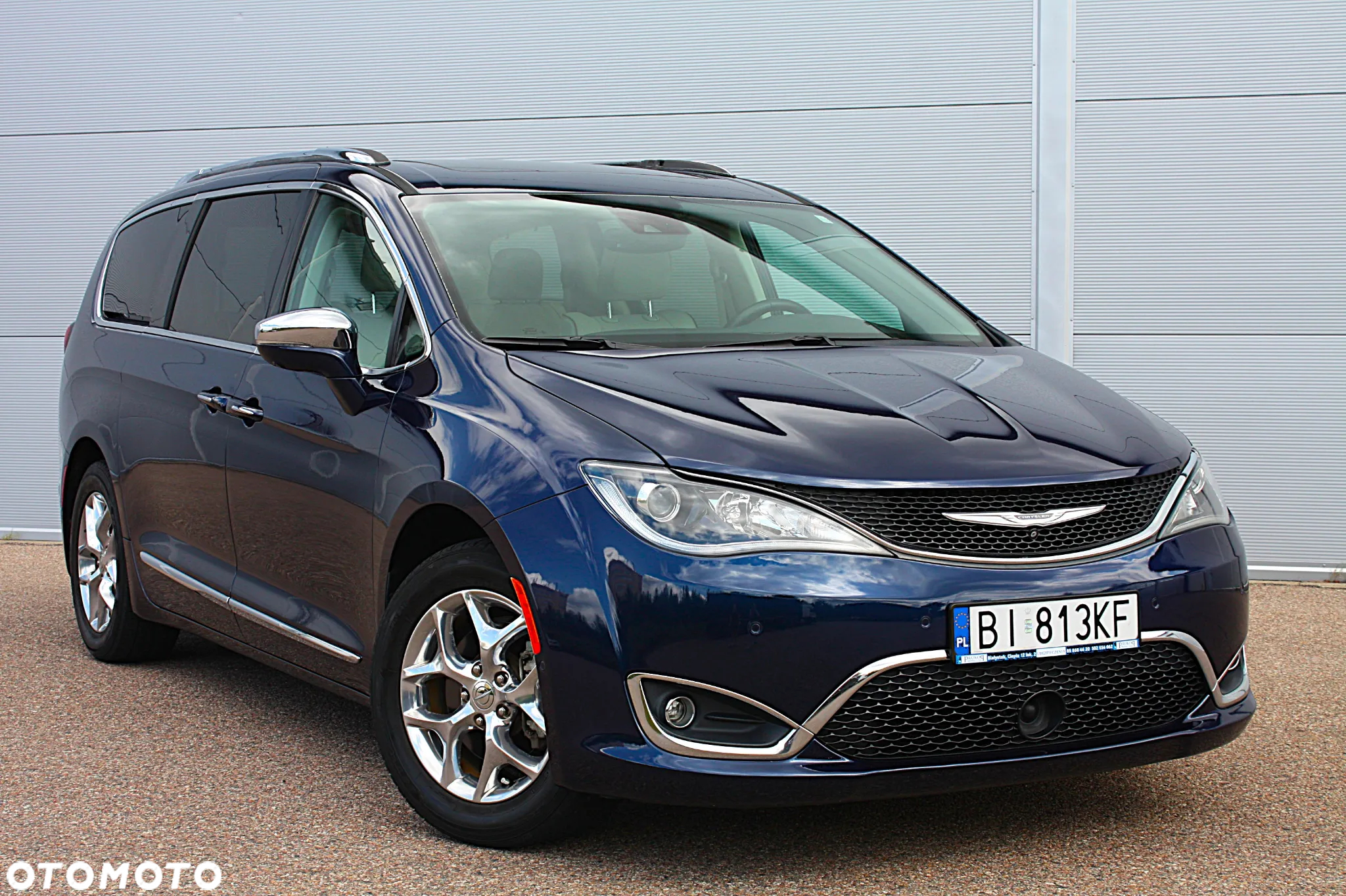 Chrysler Pacifica - 6