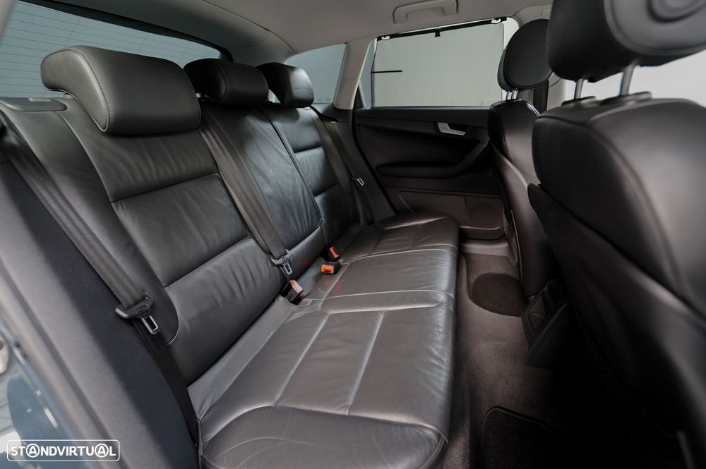 Audi A3 Sportback 1.6 TDI Attraction Business Line - 12