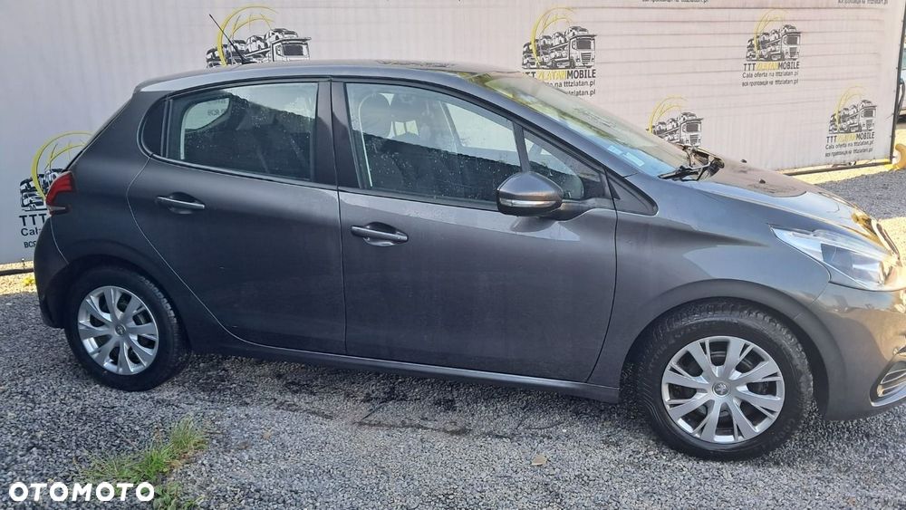 Peugeot 208 2019 photo 4
