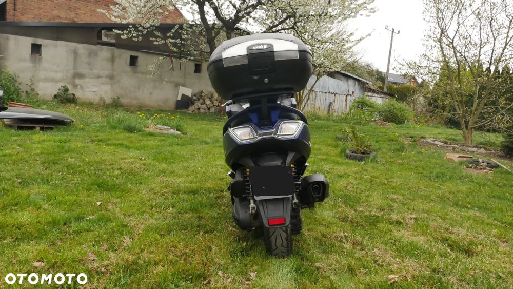 Kymco Downtown - 8