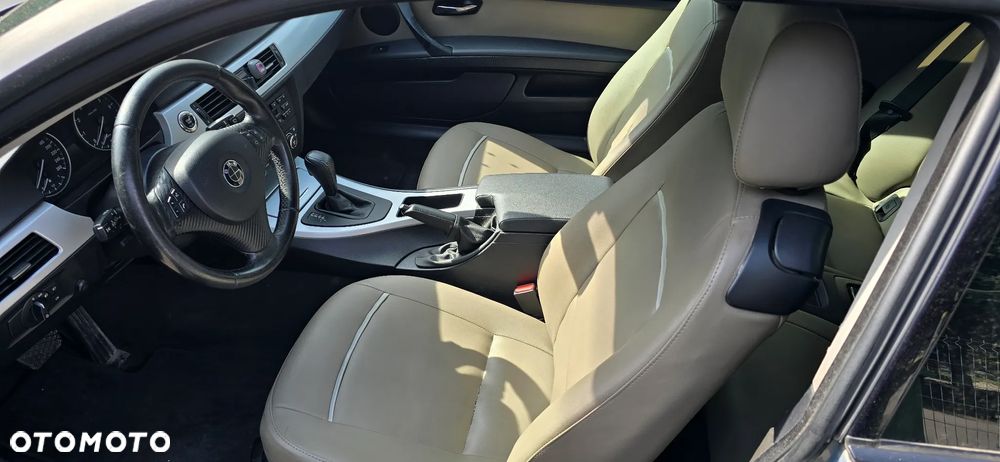 BMW Seria 3 320i - 7