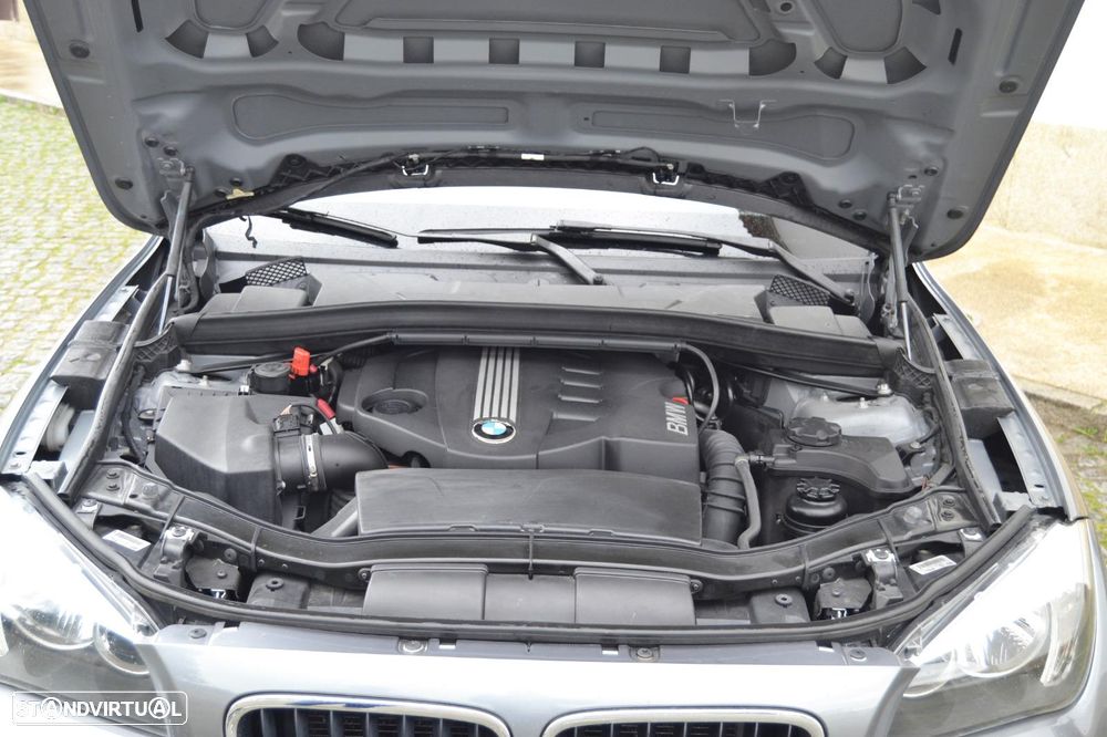 BMW X1 sDrive18d xLine - 19