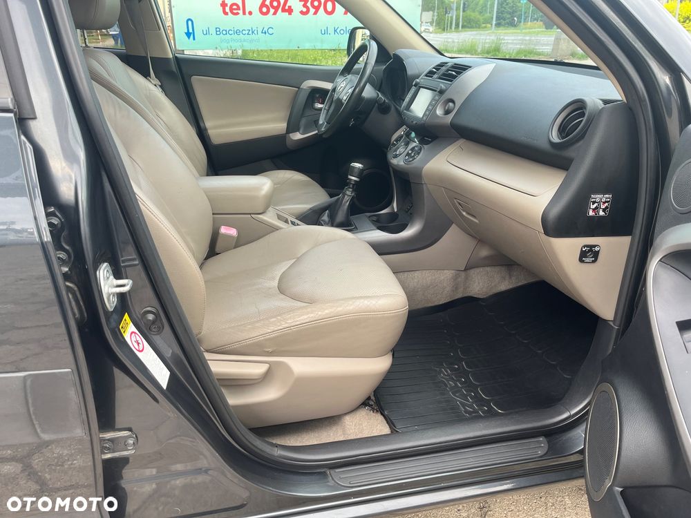 Toyota RAV4 2.2 D-CAT 4x4 Executive - 14