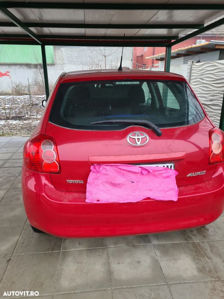 Toyota Auris 1.3 Dual VVT-i Terra - 9