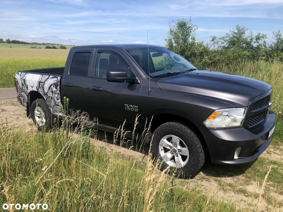RAM 1500 - 12