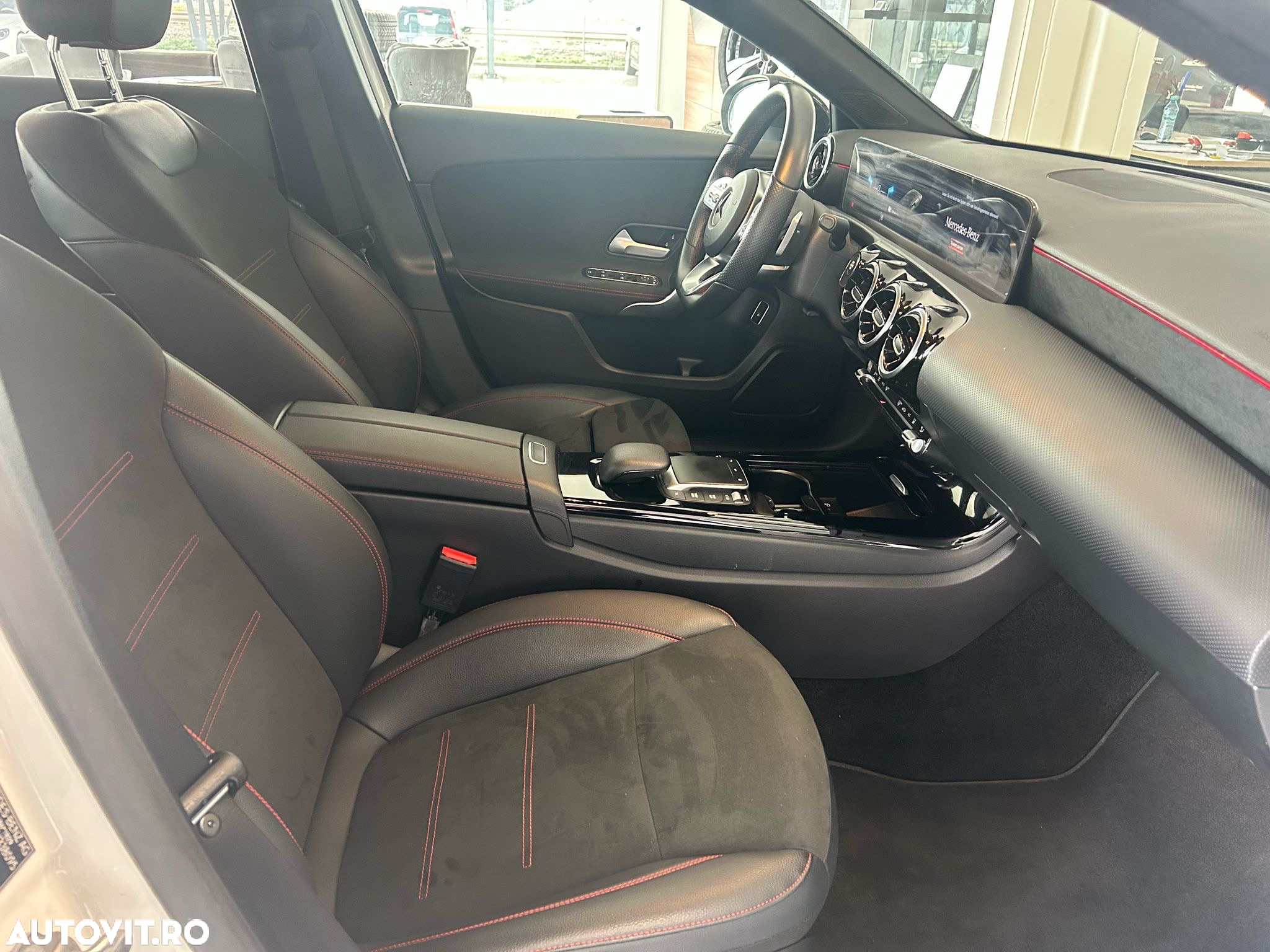 Mercedes-Benz A 250 e 8G-DCT AMG Line - 20