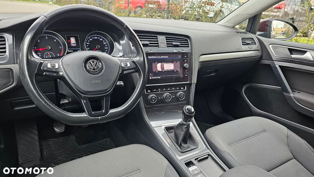 Volkswagen Golf 1.6 TDI BMT Comfortline - 9