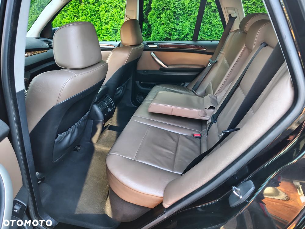 BMW X5 3.0 i Edition Exclusive Sport - 23