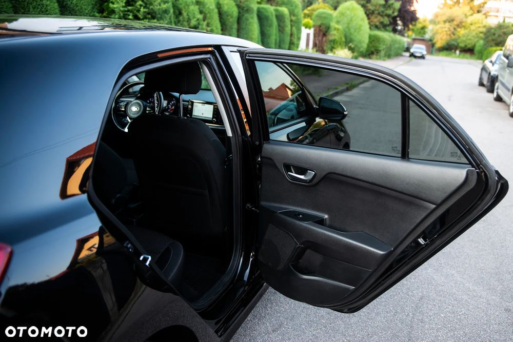 Kia Rio 1.2 Business Line Plus - 34
