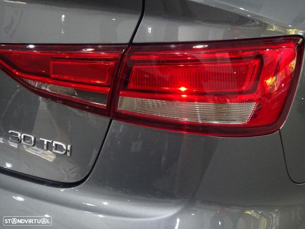 Audi A3 Limousine 30 TDI - 31