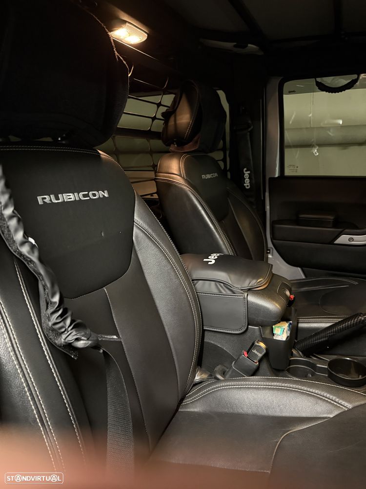 Jeep Wrangler - 6