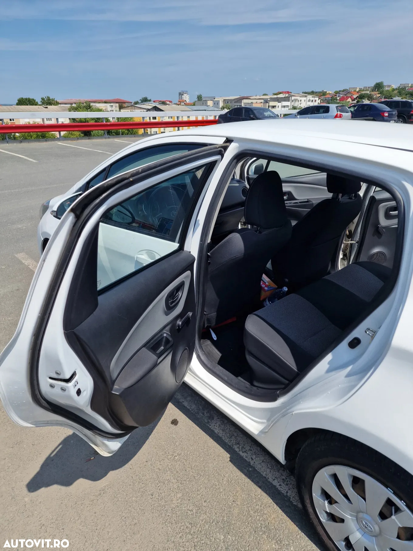 Toyota Yaris 1.5 VVT-i HSD Terra - 20
