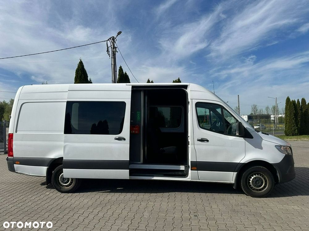 Mercedes-Benz Sprinter - 9