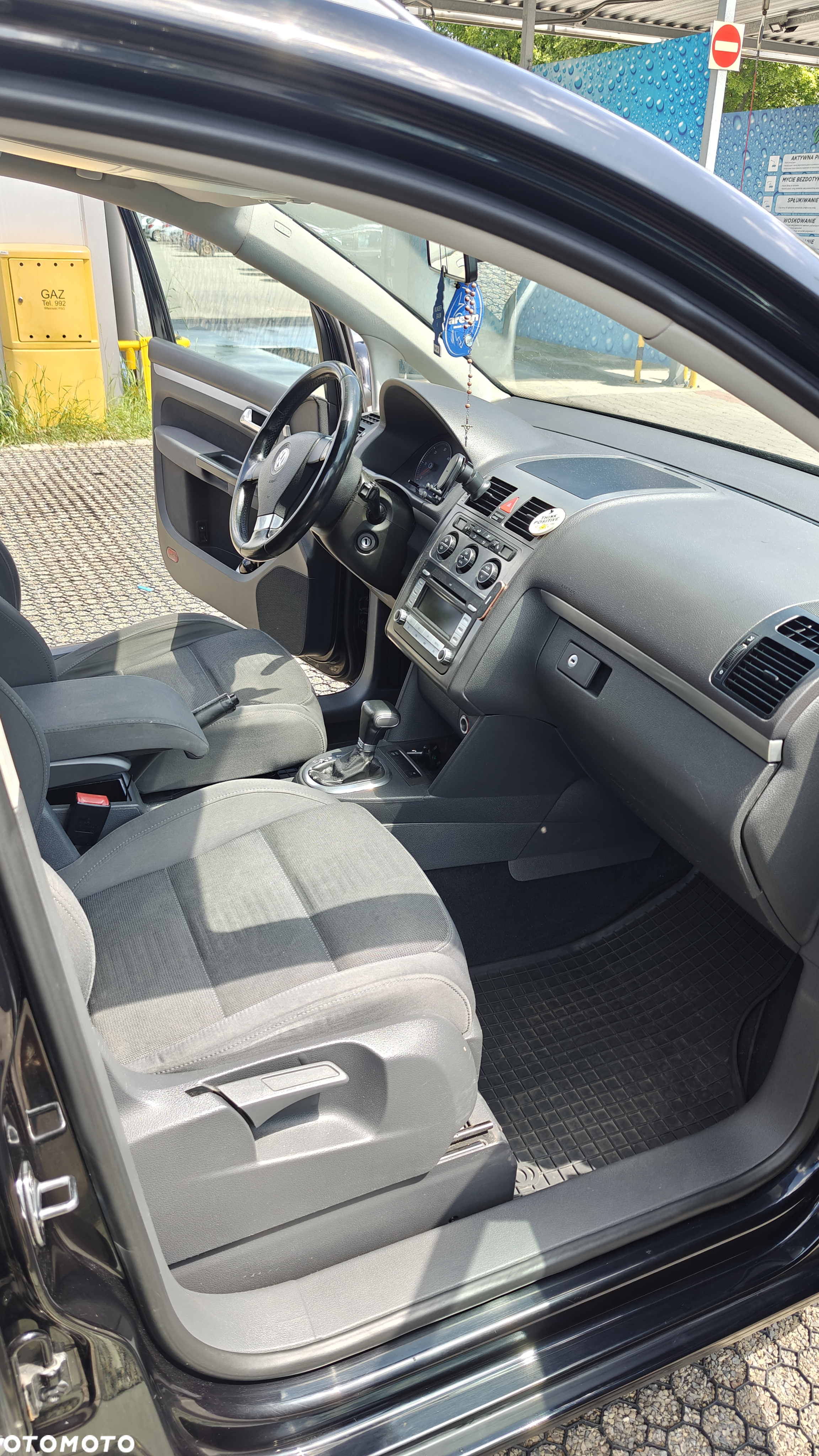 Volkswagen Touran 2.0 TDI DPF Cross DSG - 11