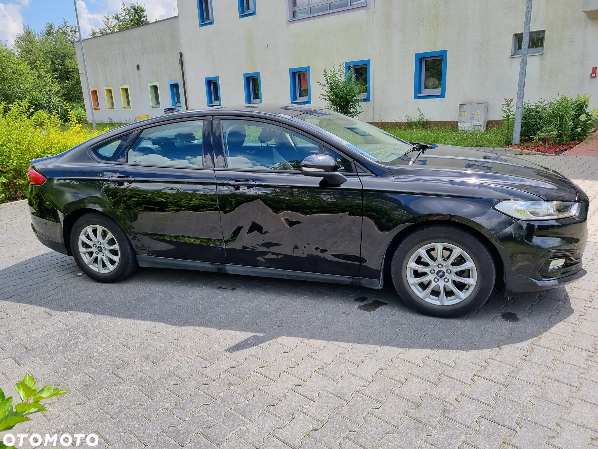 Ford Mondeo 2.0 Hybrid Trend - 29