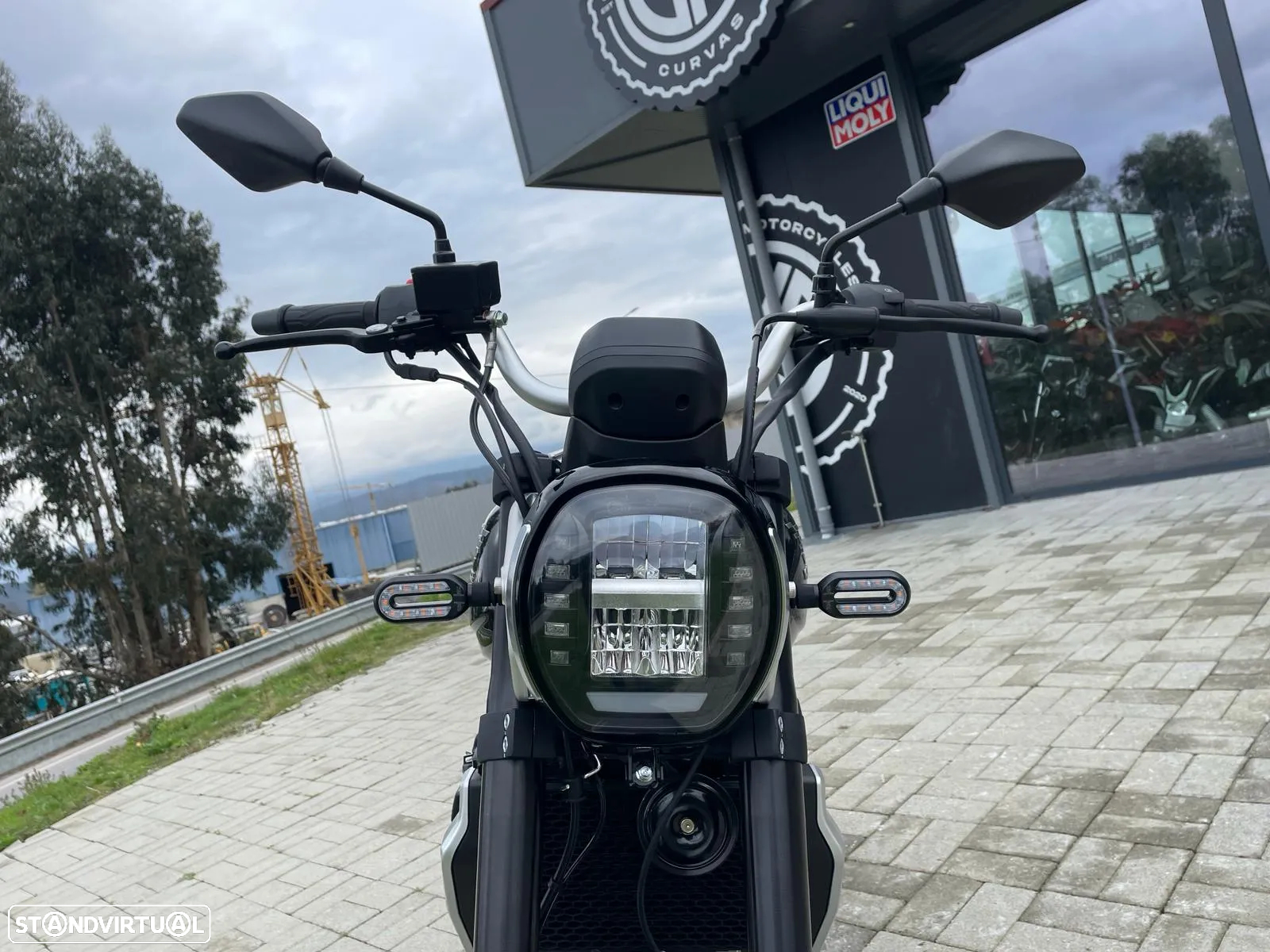 Voge 300AC - 7