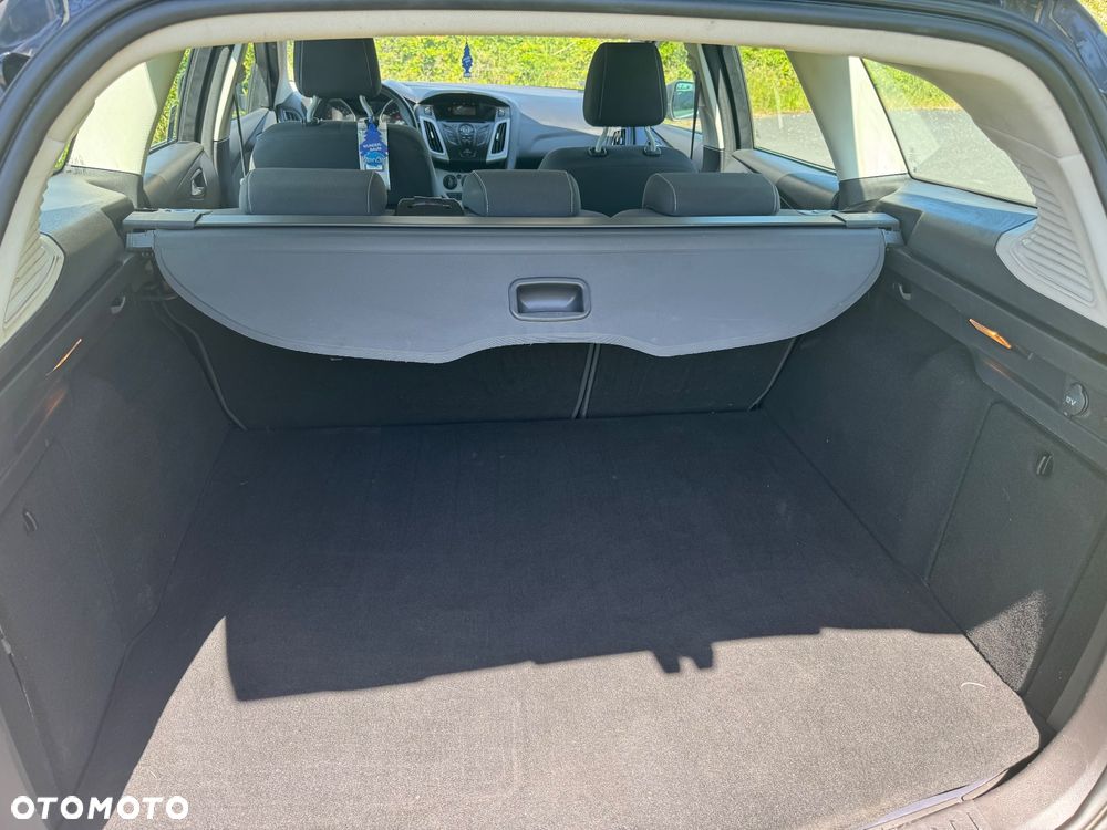 Ford Focus 1.6 Trend - 8