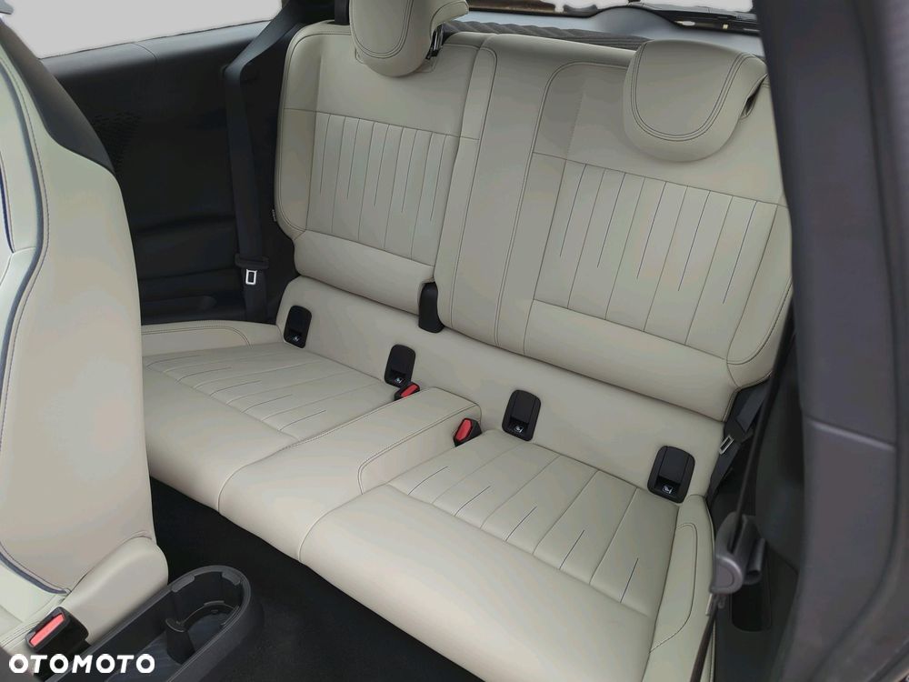 MINI Cooper SE 54.2kWh Linia Favoured - 11