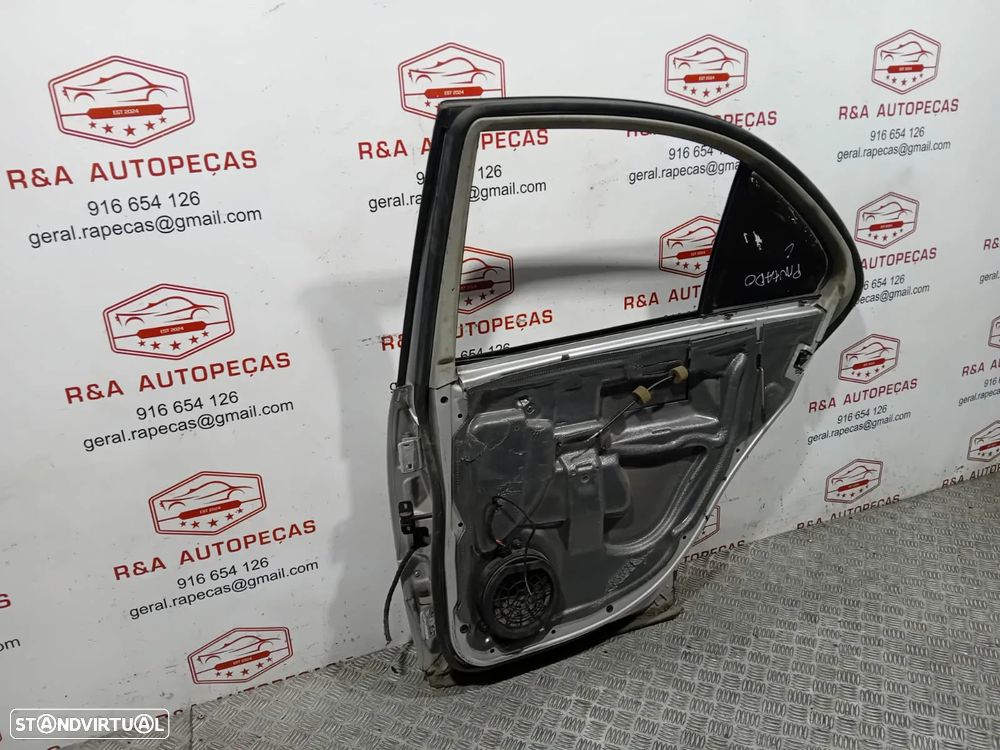Porta Trás Traseira Direito Mercedes Class C W203 Sedan Original - 6