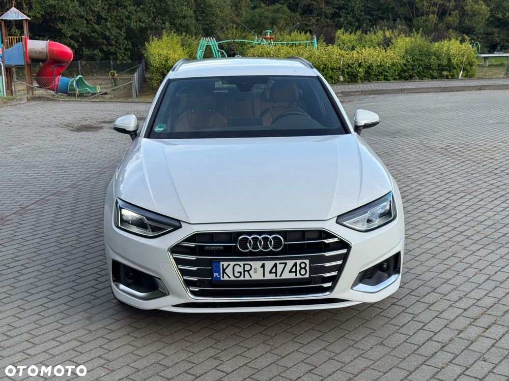 Audi A4 Avant 40 TDI quattro S tronic advanced - 2