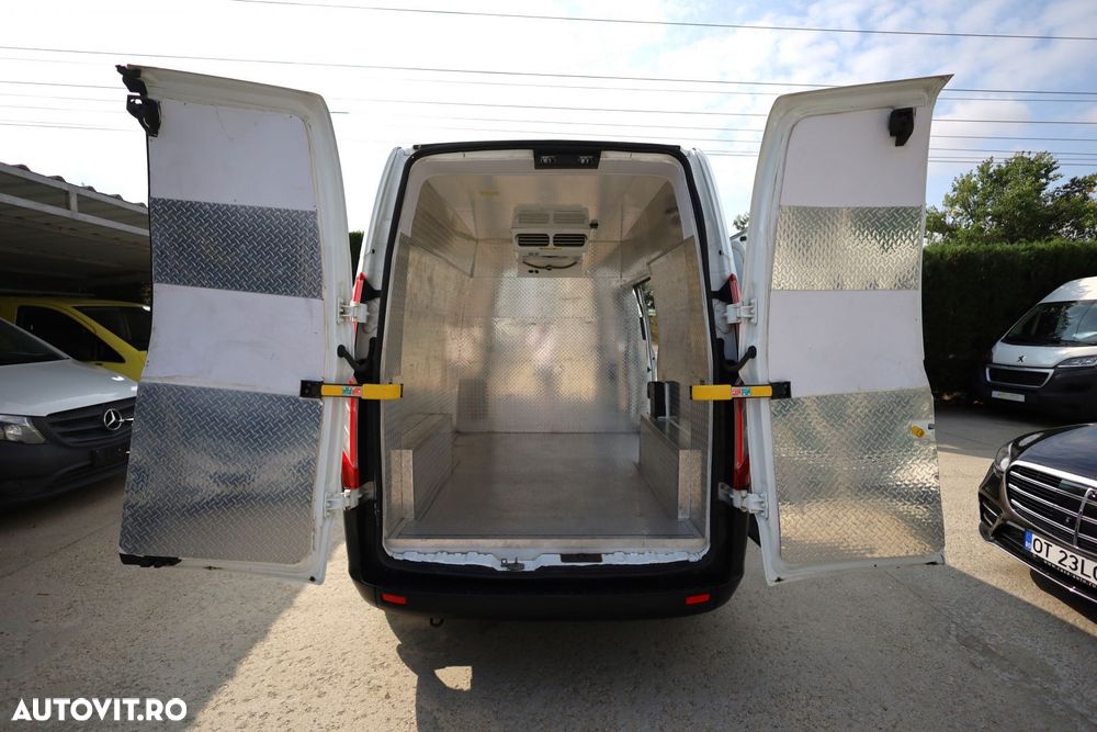 Ford Transit Custom - 11