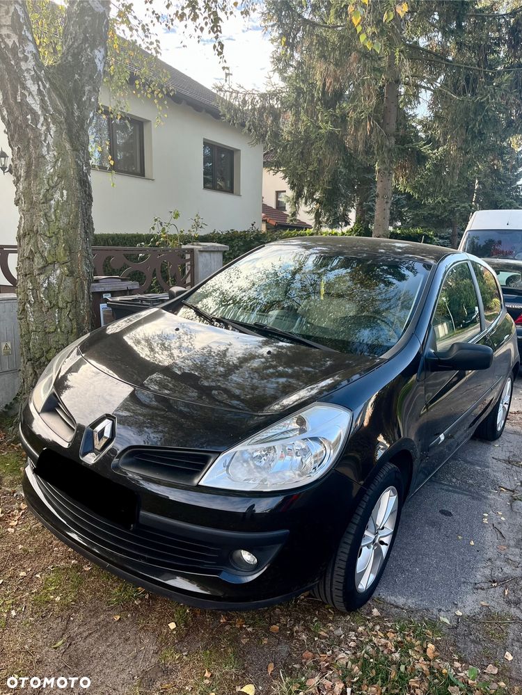 Renault Clio 1.6 16V Expression - 1