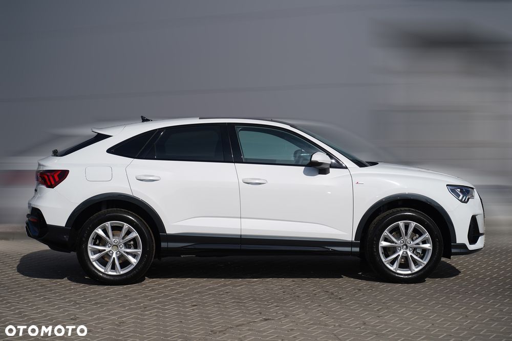 Audi Q3 Sportback 35 TFSI mHEV S-Line S tronic - 4