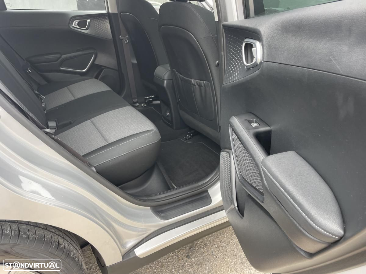 Kia e-Soul Vision - 14