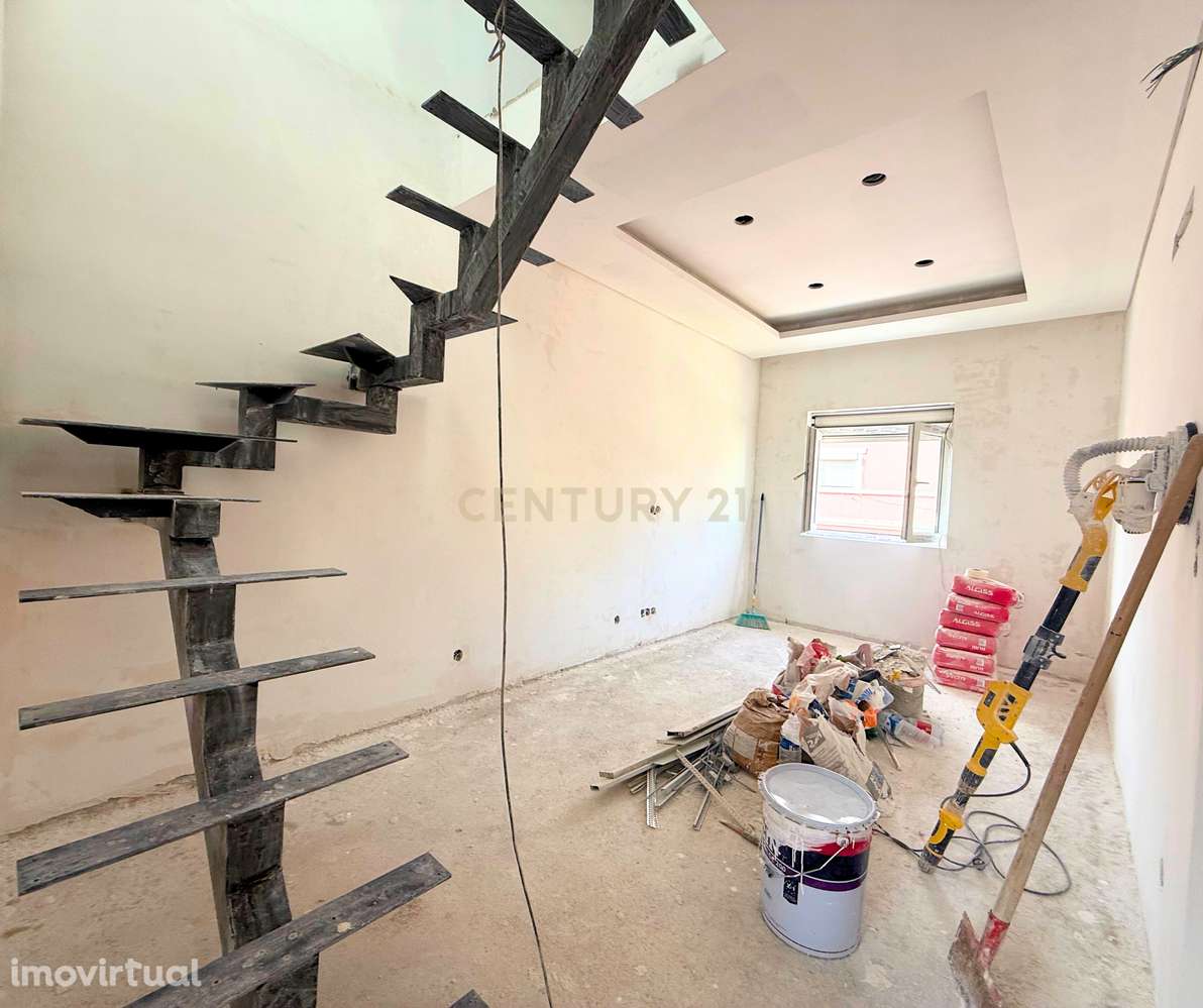 Apartamento T2 - Almada - Grande imagem: 3/16