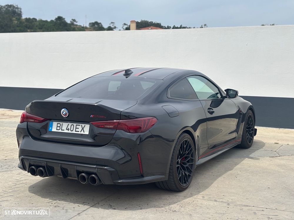 BMW M4 CSL - 6