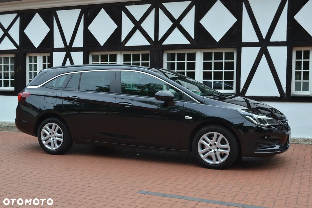 Opel Astra 1.6 CDTI Elite S&S - 34
