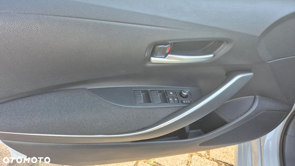 Toyota Corolla 1.8 Hybrid Comfort - 3