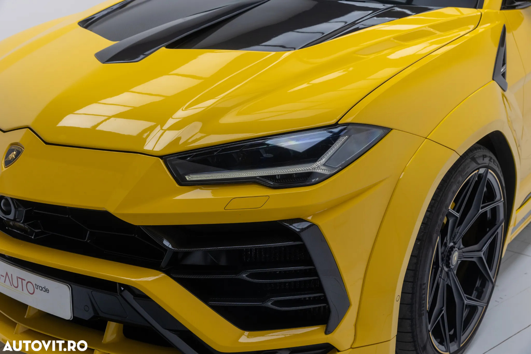 Lamborghini URUS - 34