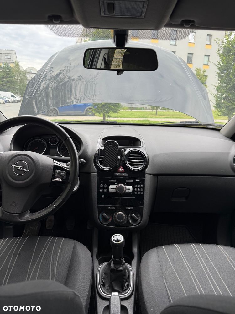 Opel Corsa 1.2 16V Enjoy - 15