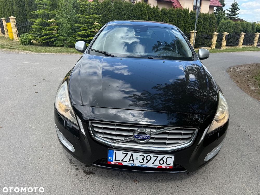 Volvo V60 D5 AWD Momentum - 10