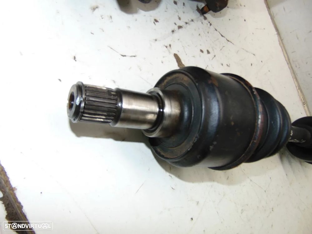 Mercedes W123 Carrinha SW touring diferencial - 4