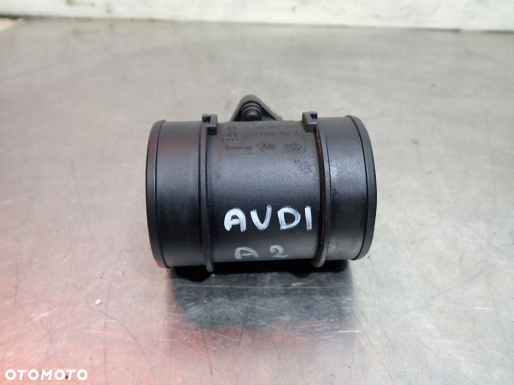 PRZEPŁYWOMIERZ POWIETRZA AUDI A2 - 2