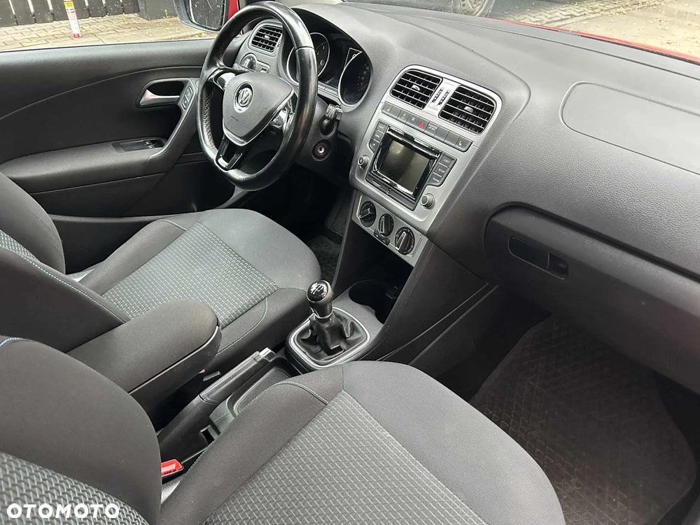 Volkswagen Polo - 8