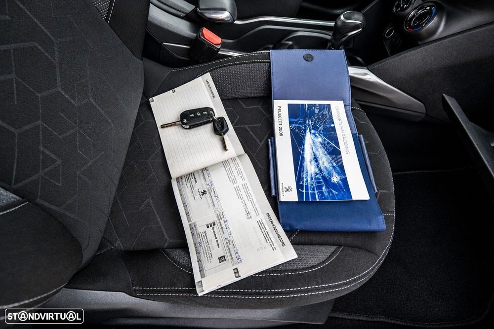 Peugeot 2008 PureTech 110 GPF Stop&Start EAT6 Active - 17
