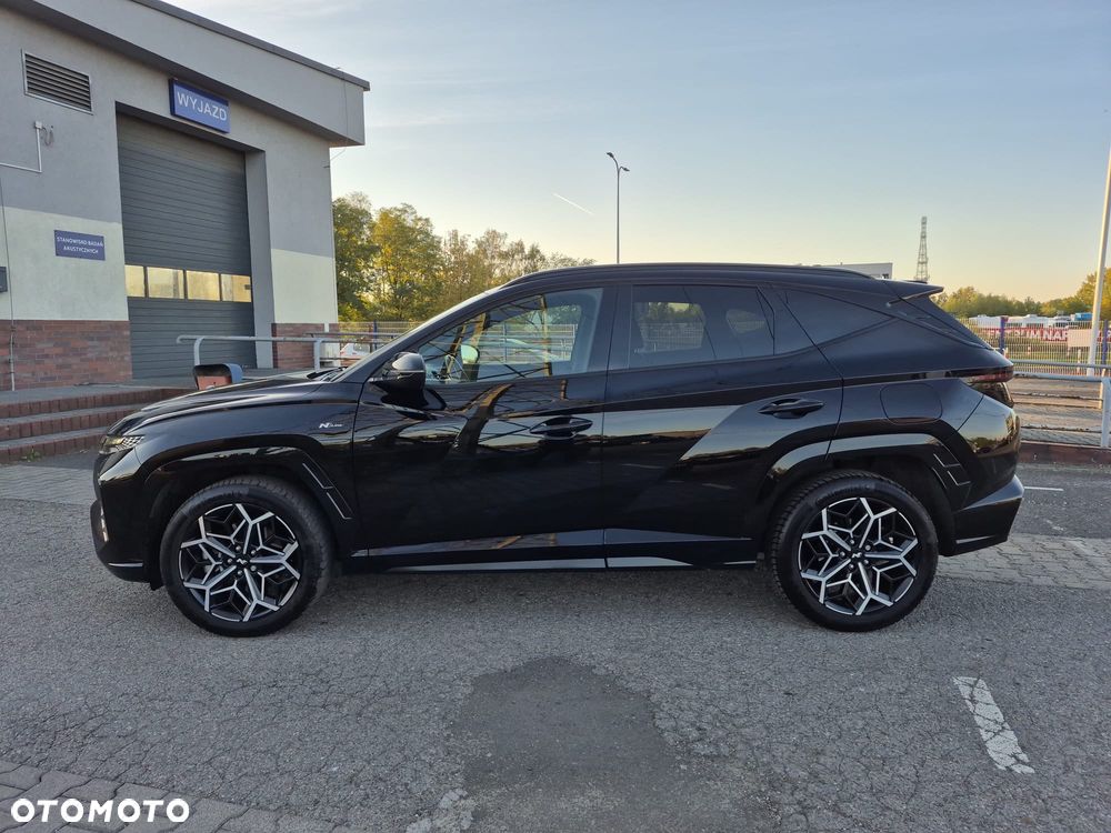 Hyundai Tucson 1.6 T-GDi HEV 2WD N Line - 23