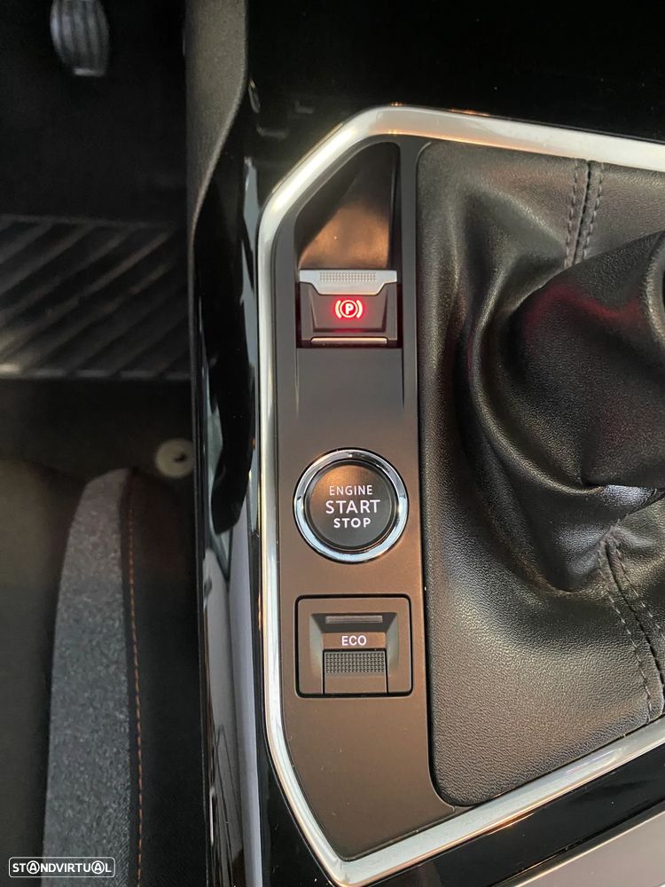 Peugeot 3008 1.5 BlueHDi Active Pack - 22