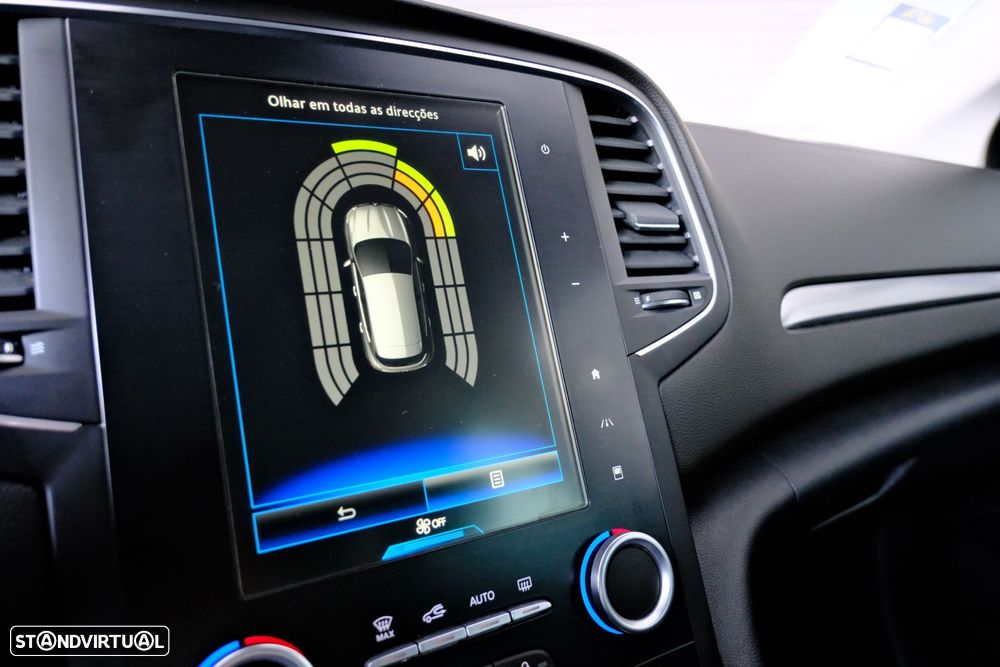 Renault Mégane 1.5 dCi Bose Edition - 22